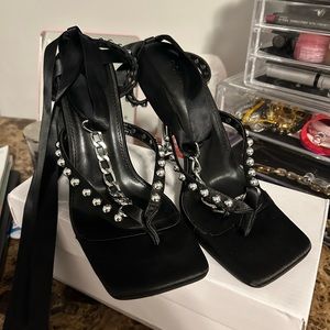 Black lace studded high heel